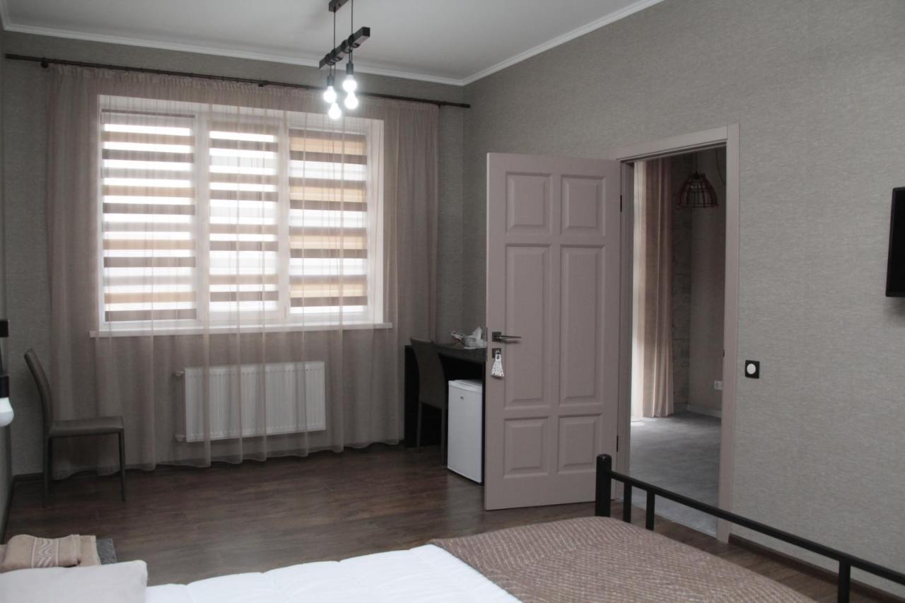 Chayka Home Hotel Chayki  Bagian luar foto