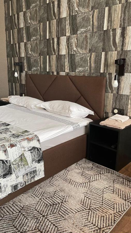 Chayka Home Hotel Chayki  Bagian luar foto