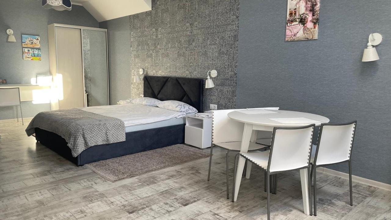 Chayka Home Hotel Chayki  Bagian luar foto